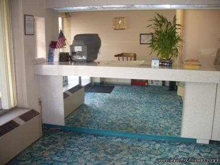Travelers Inn Гейнсвилл Интерьер фото